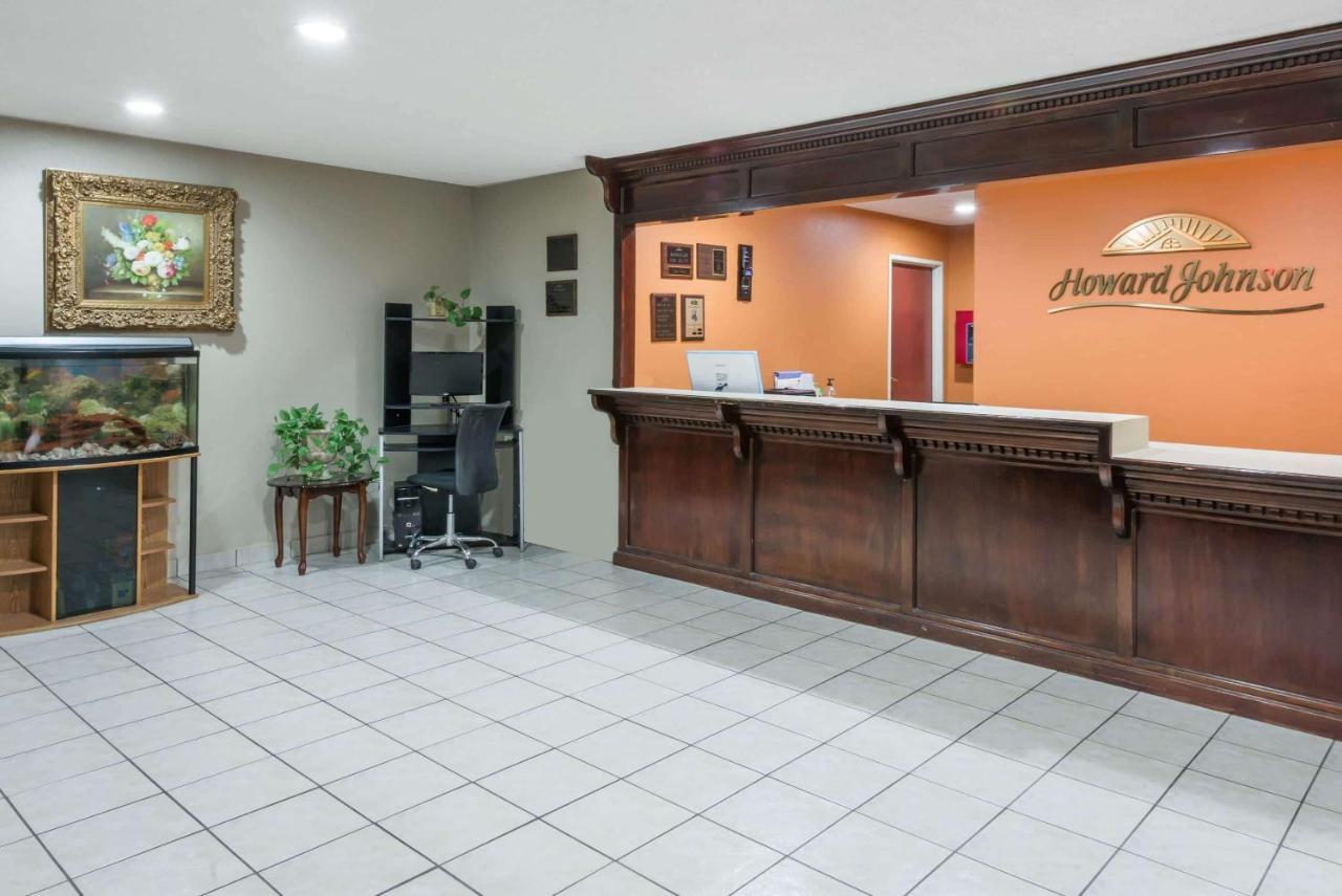 Howard Johnson By Wyndham Iowa La Extérieur photo